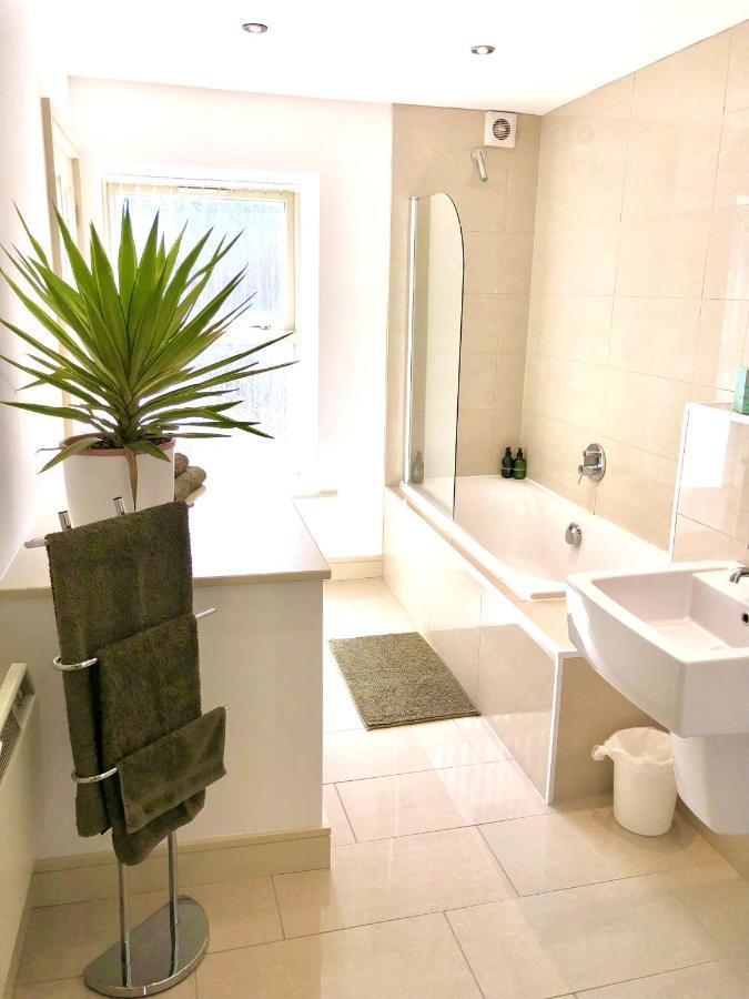 Stylish, Spacious 1 Bedroomed Maisonette In Otley. Otley  Exterior foto